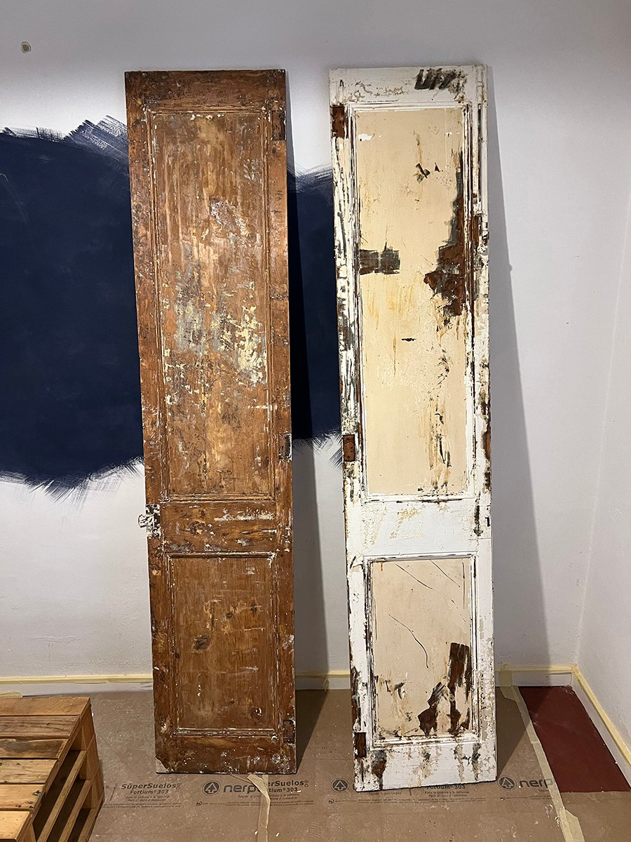 6-before-after-timber-door-restoration-indoi-store-barcelona