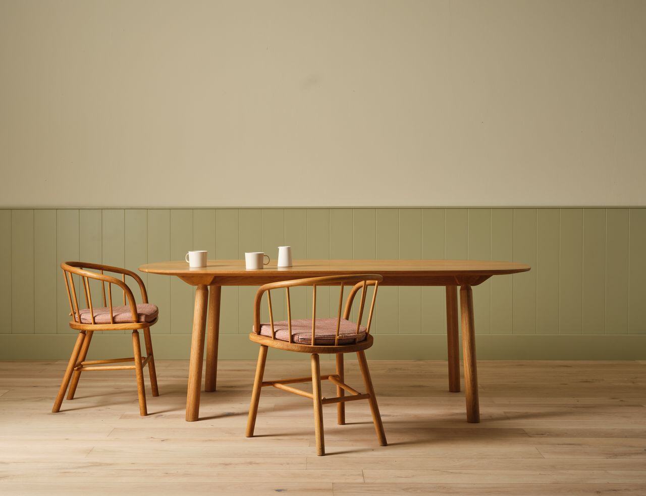 Another-Country-Dining-Table-Chairs