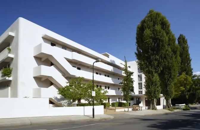 RISE_Design_Studio-Isokon_Buildi