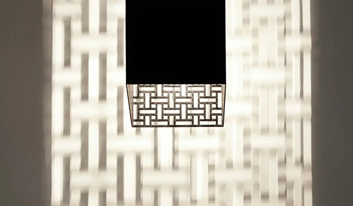 El-Kiazim-Wall-Light