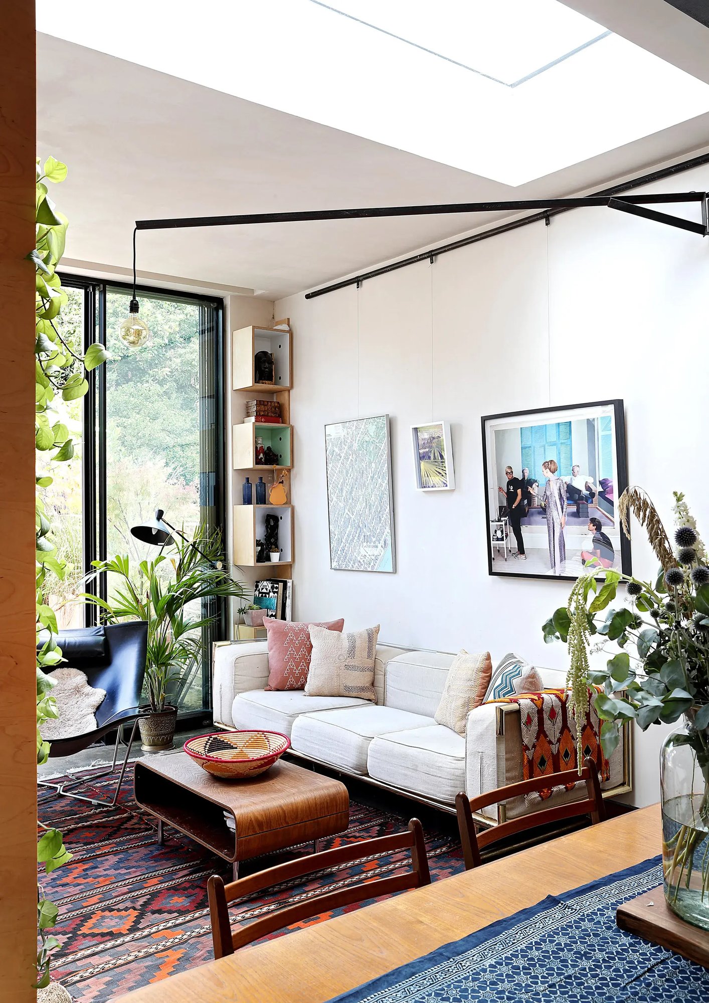 RISE-Design-Studio-Architects-Birch-&-Clay-Refugio-Sustainable-Architecture-3AF-05-Living
