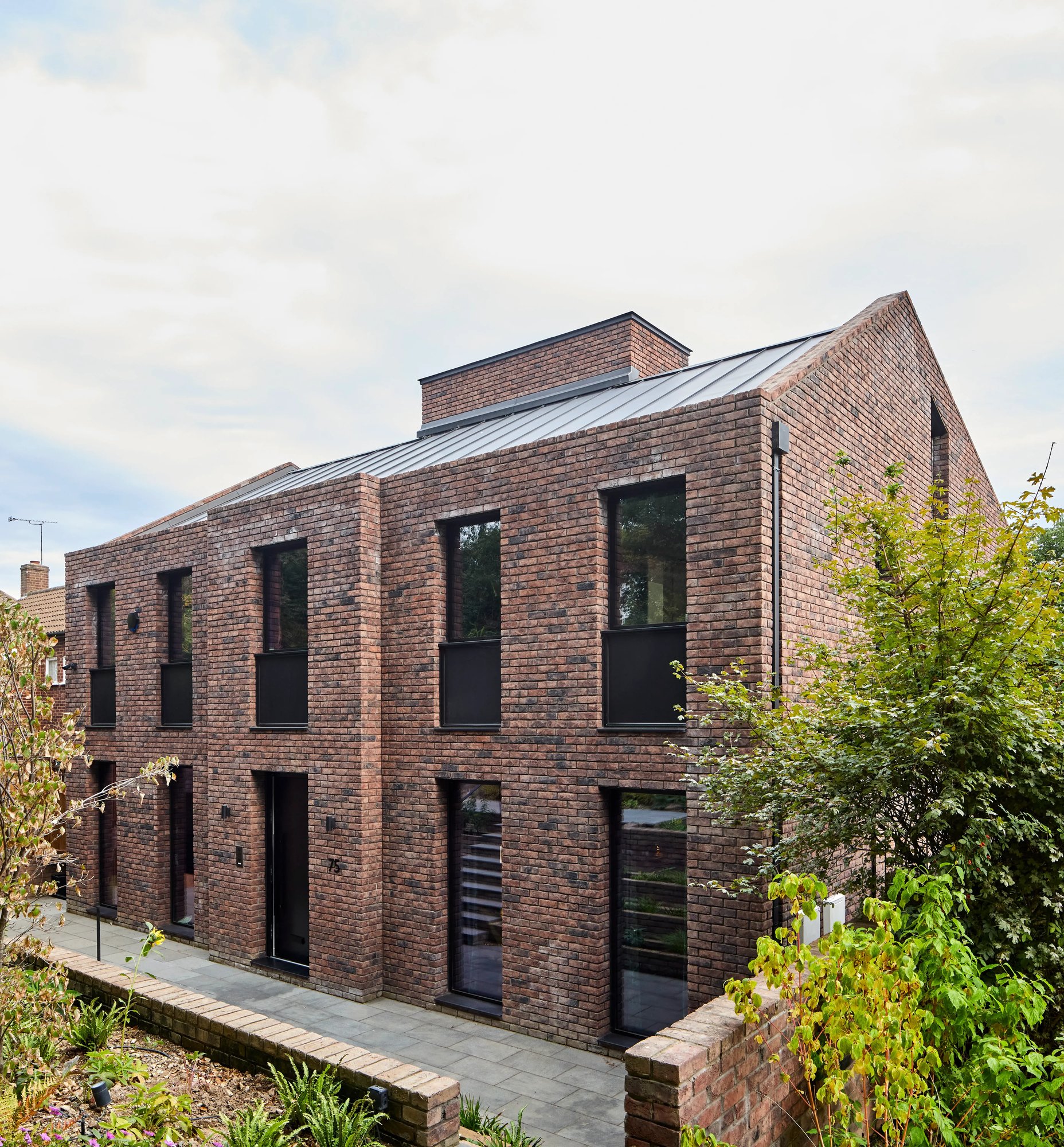 RISE-Design-Studio-Architects-Mill-Hill-House-New-Build-Sustainable-Home-3AF-10
