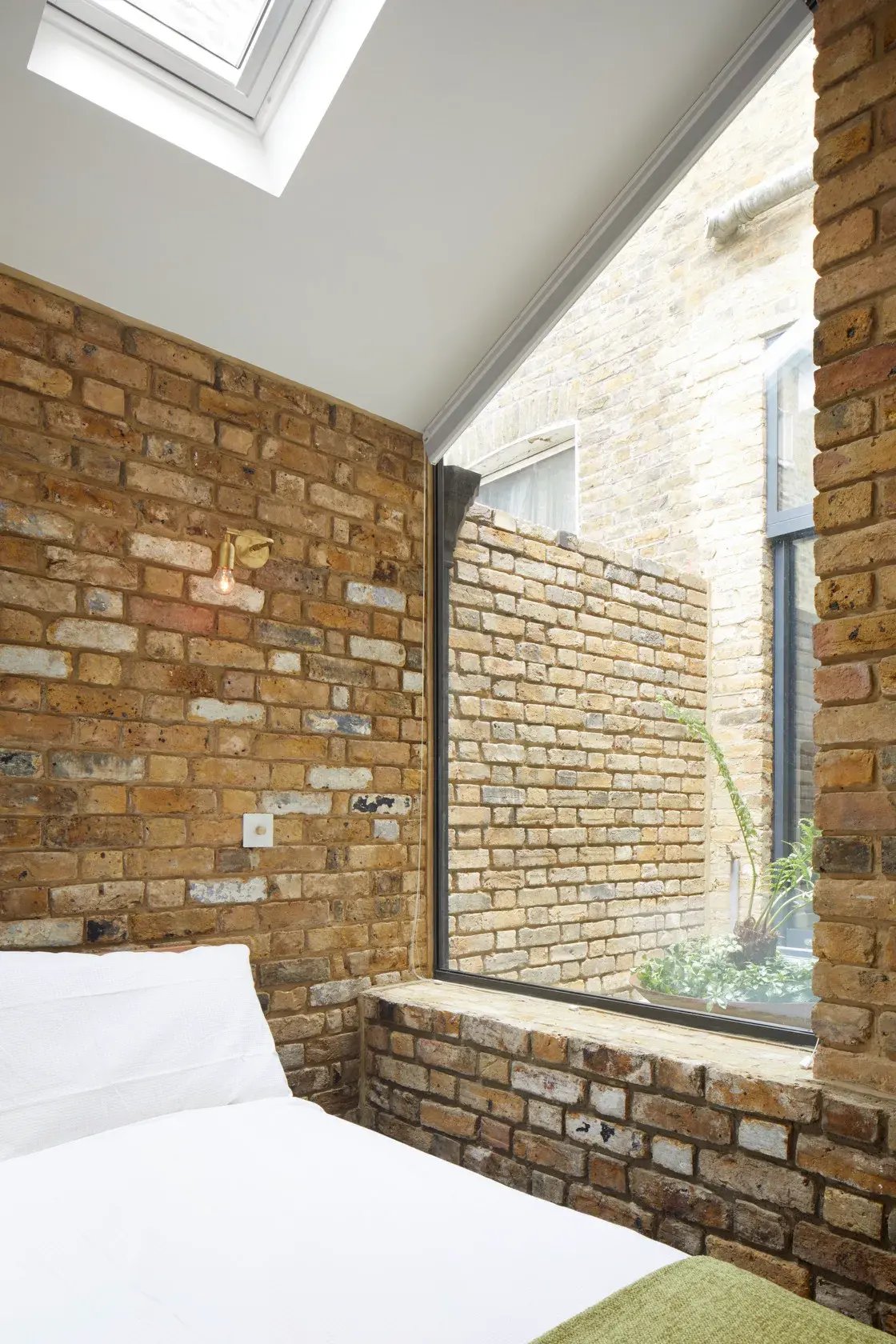 RISE-Design-Studio-Architects-Queens-Park-Glazed-Envelope-3AF-10-1