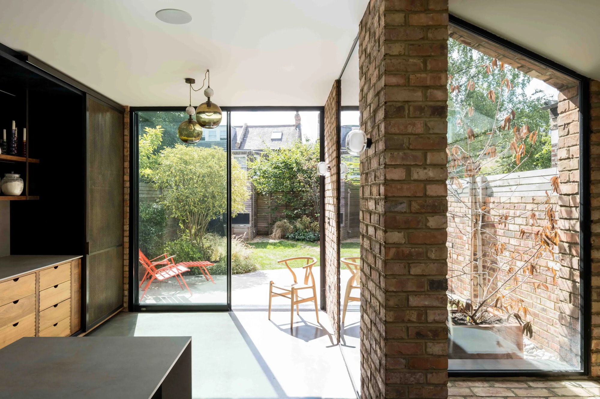 RISE-Design-Studio-Architects-Queens-Park-House-Sustainable-Home-3AF-08
