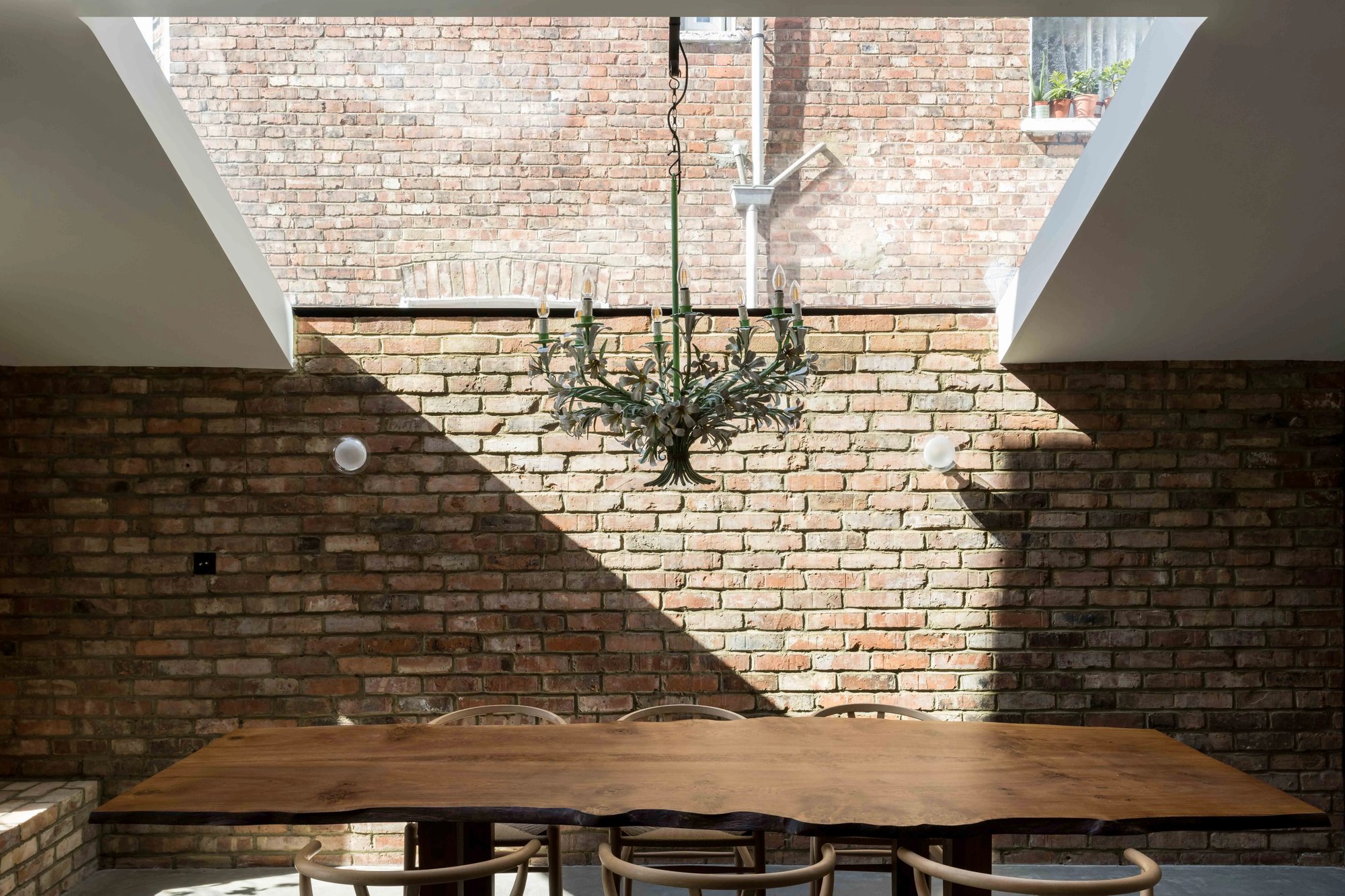 RISE-Design-Studio-Architects-Queens-Park-House-Sustainable-Home-3AF-13-1