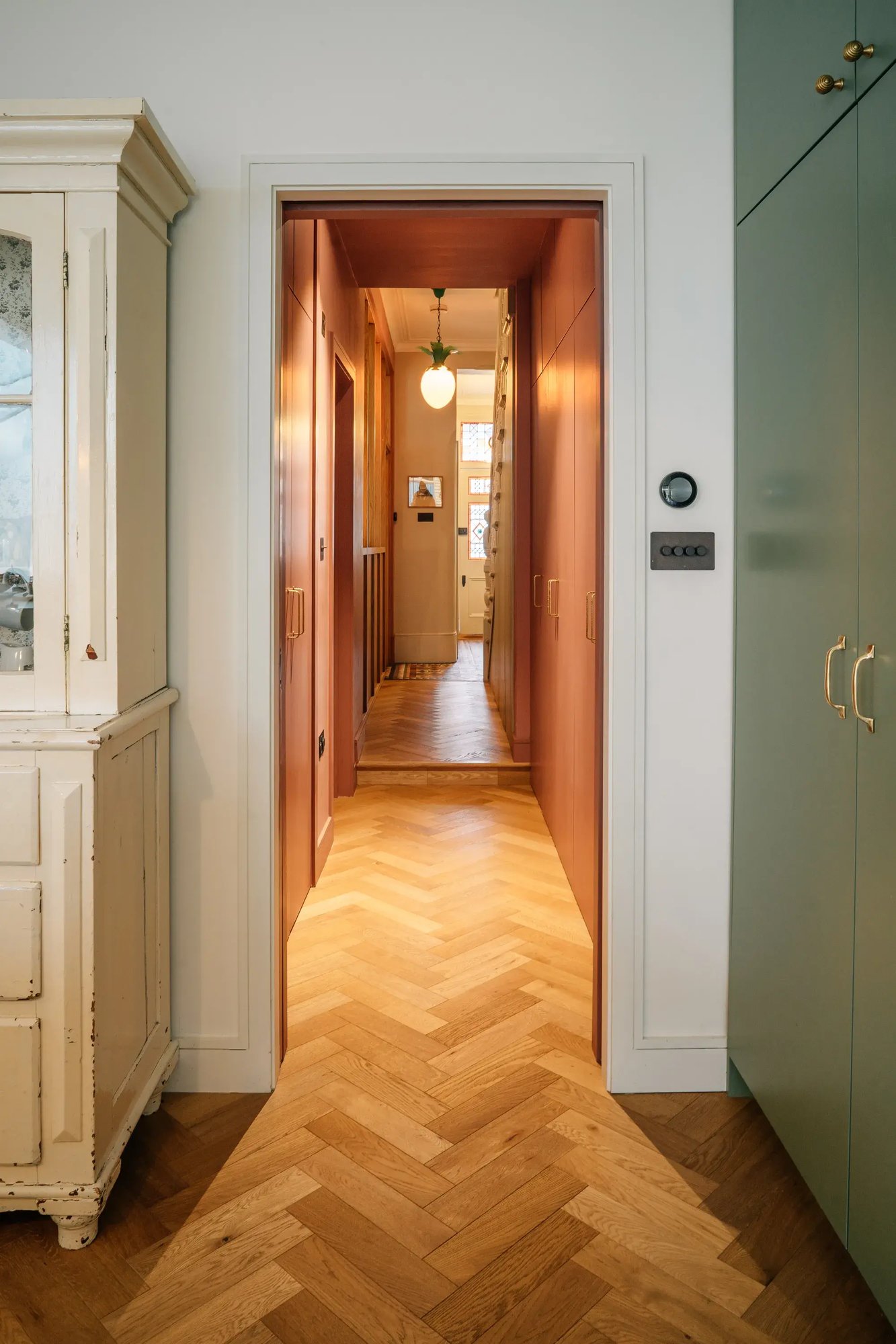 RISE-Design-Studio-Architects-Queens-Park-Kempe-Road-House-3AF-05