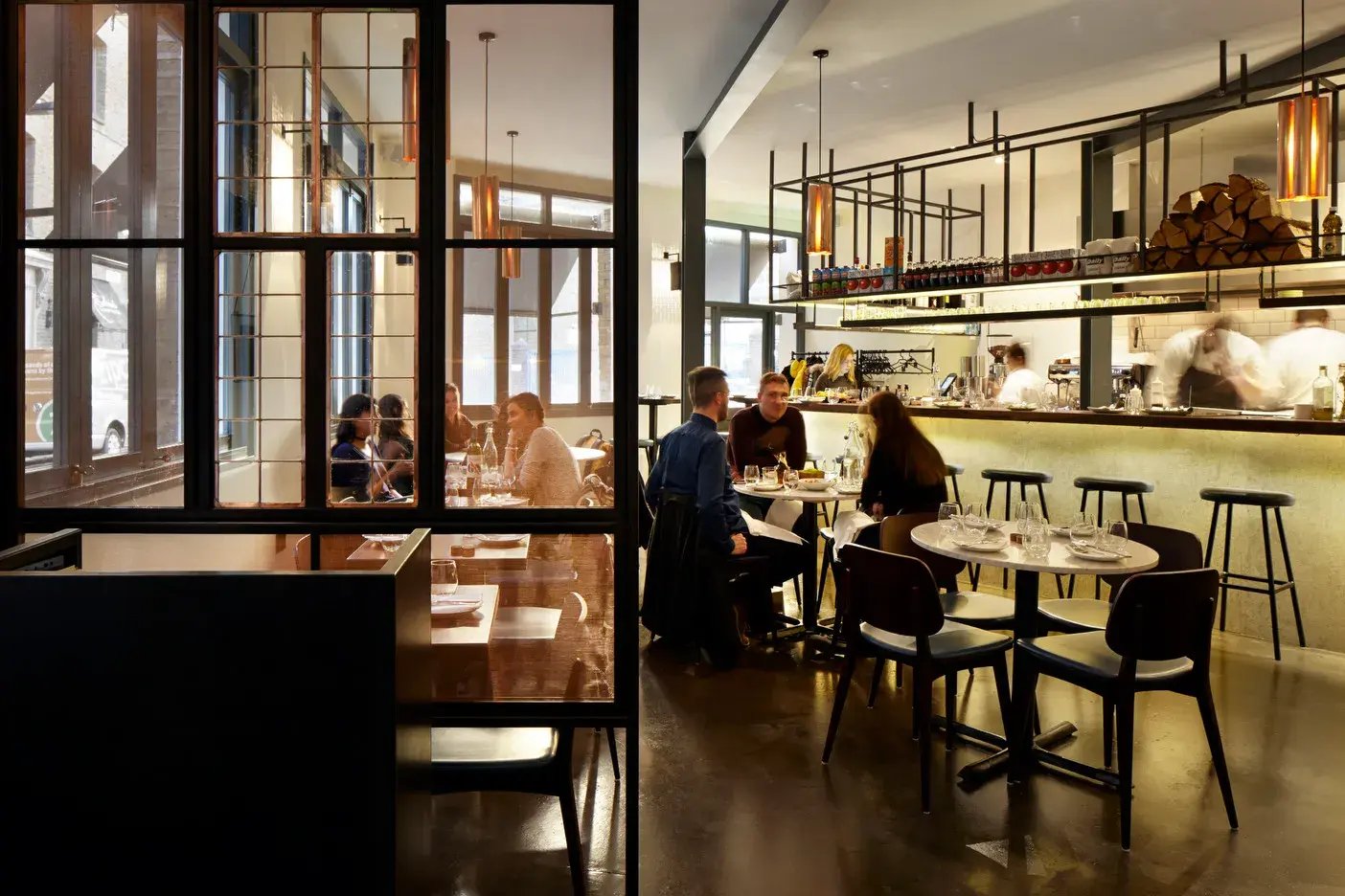 RISE-Design-Studio-Architects-Restaurant-Oklava-3AF-08-Sitting-Area-03