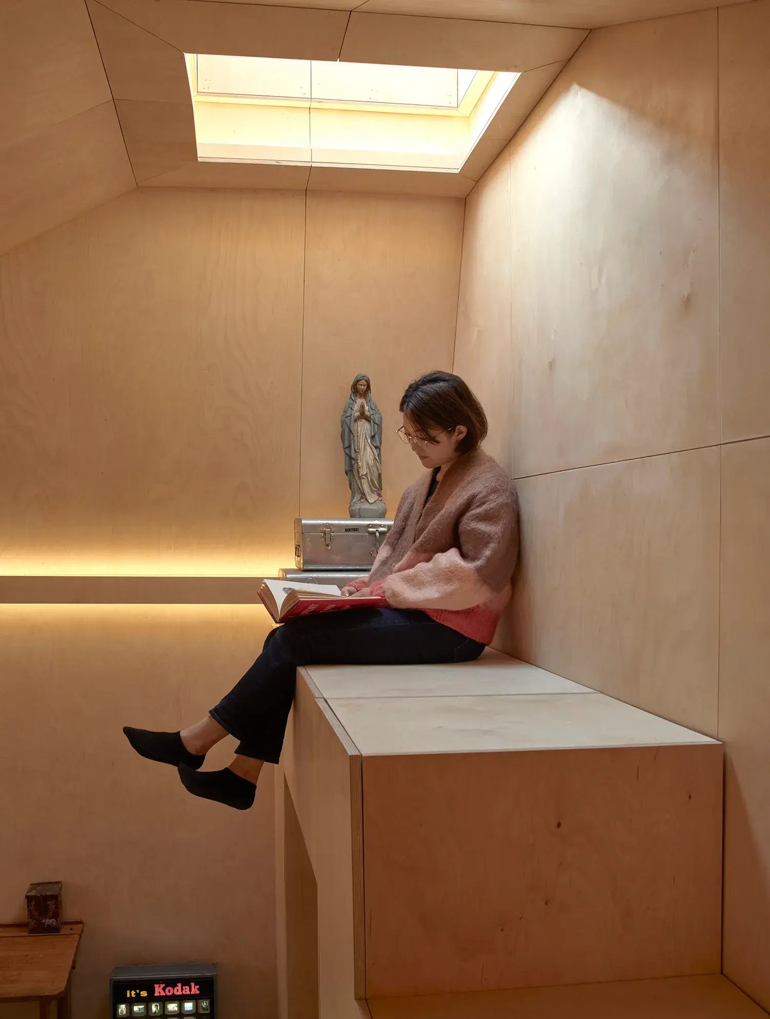 RISE-Design-Studio-Architects-The-Bunker-Garden-Studio-Sustainable-Outbuilding-3AF-14