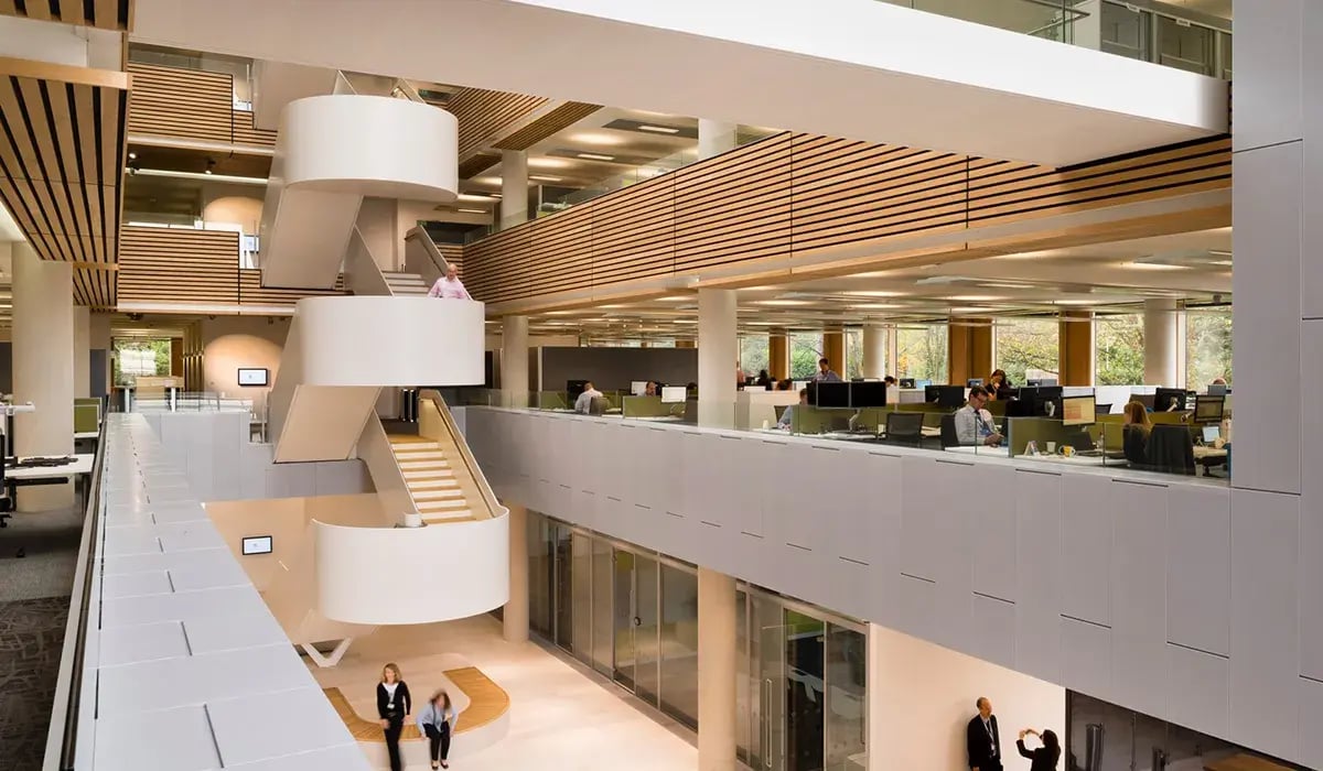 RISE-Design-Studio-Southampton-University-Maritime-Centre-of-Excellence-1MC-Atrium-Stair