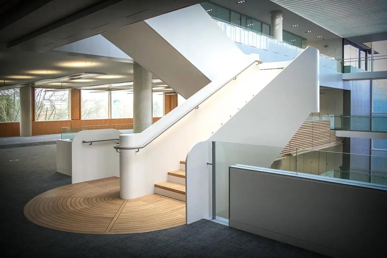 RISE-Design-Studio-Southampton-University-Maritime-Centre-of-Excellence-3AF-01-Stair-2