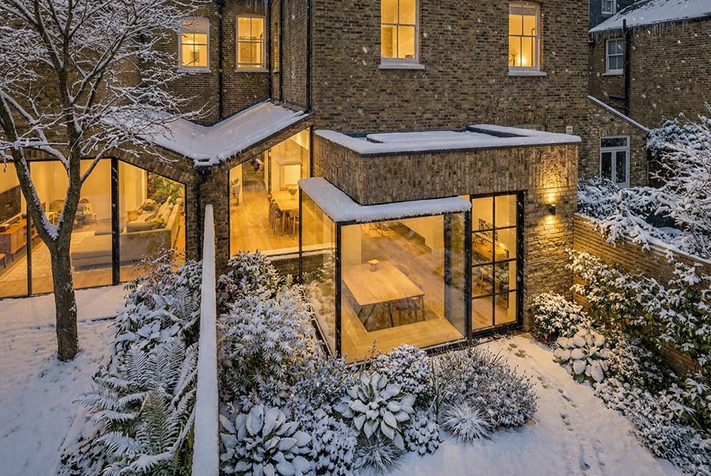 sustainable-home-extension-london-winter-low-energy